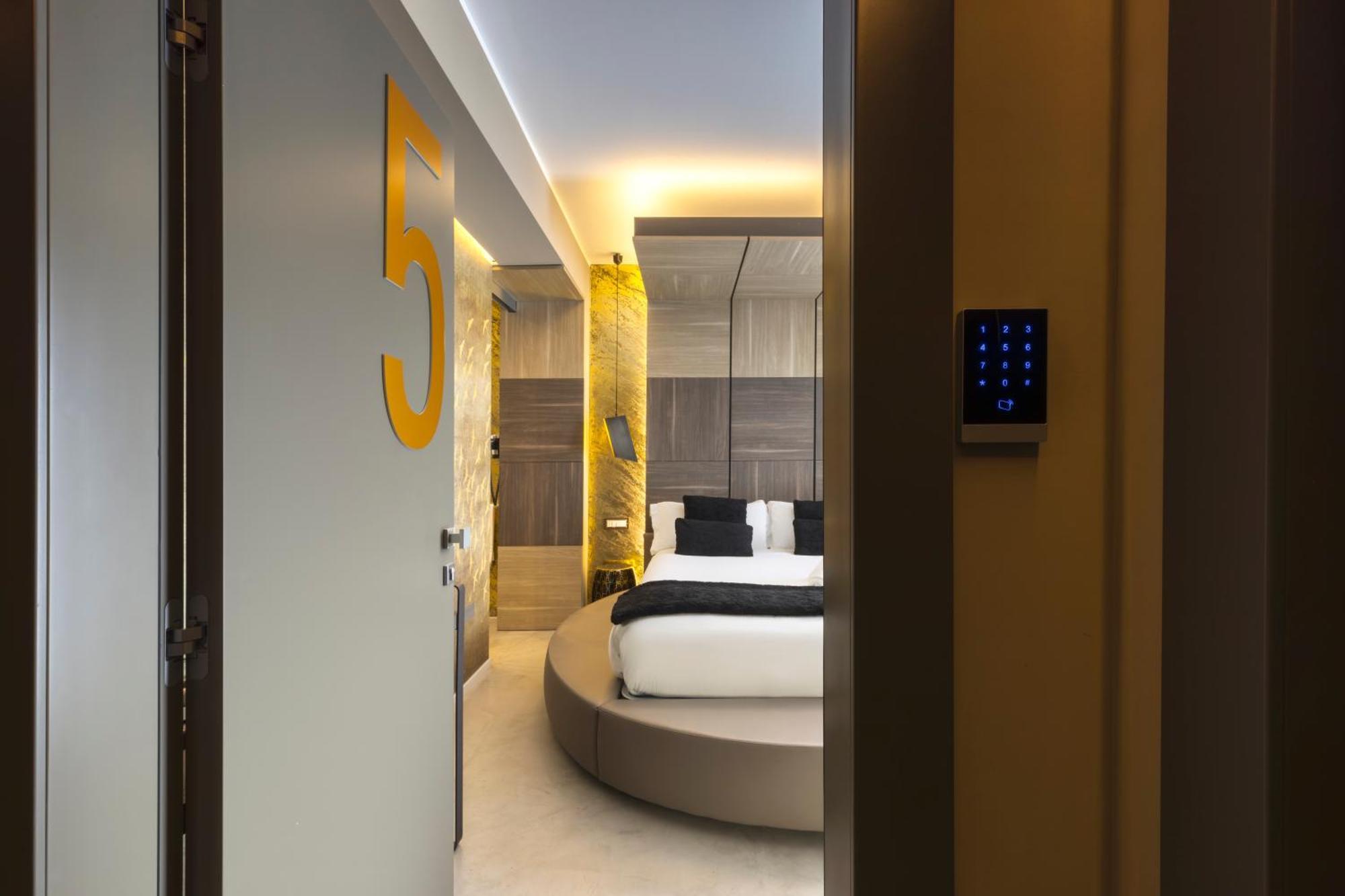 夸尔图-圣埃莱娜Milestone (Adults Only)住宿加早餐旅馆 外观 照片